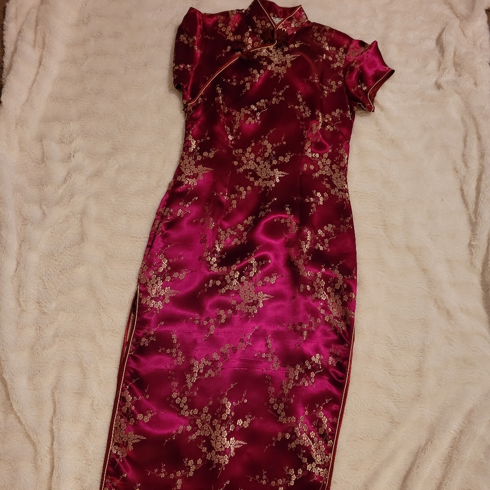COPY - Traditional  Chinese  Dress! Slits on both sides!